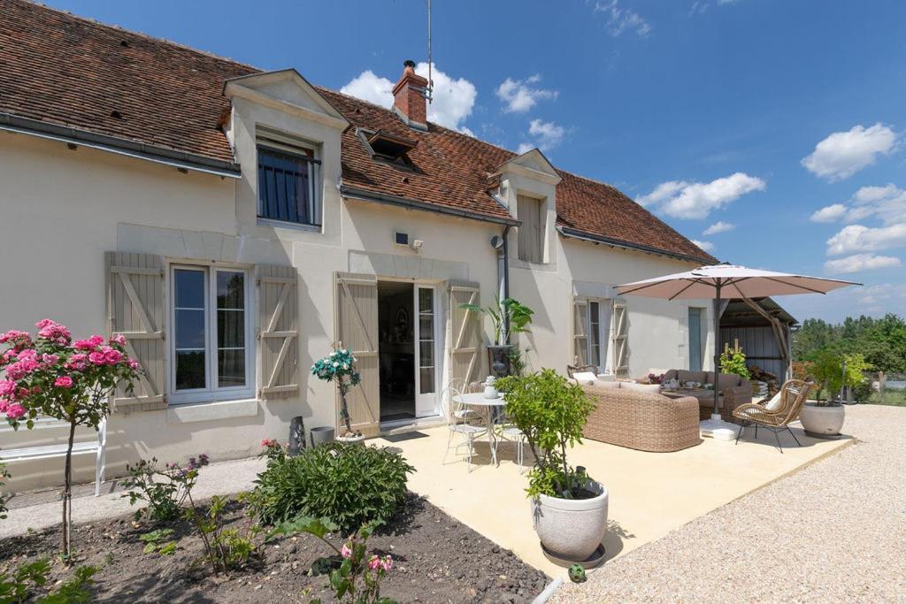 Le Clos Des Roses Et Tables D Hotes Bed & Breakfast