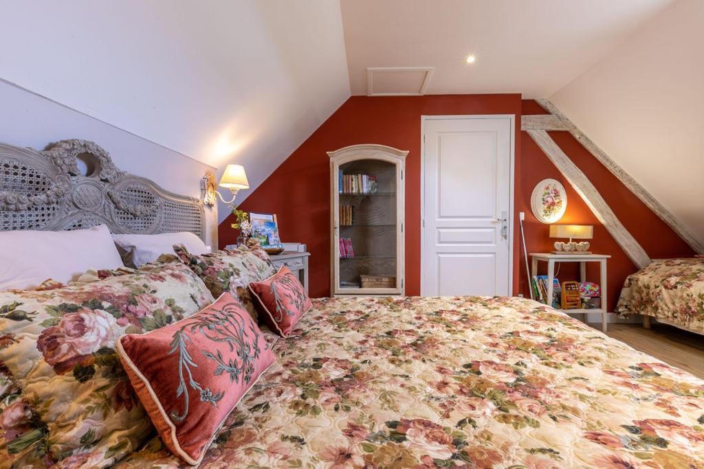 Le Clos Des Roses Et Tables D Hotes Bed & Breakfast *